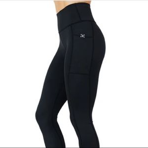 CVG Blacklisted Capri Leggings